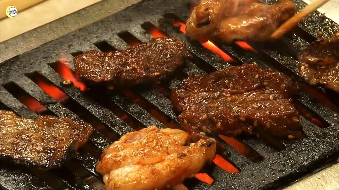 {壹葡}(一大串深夜美食名字图片)