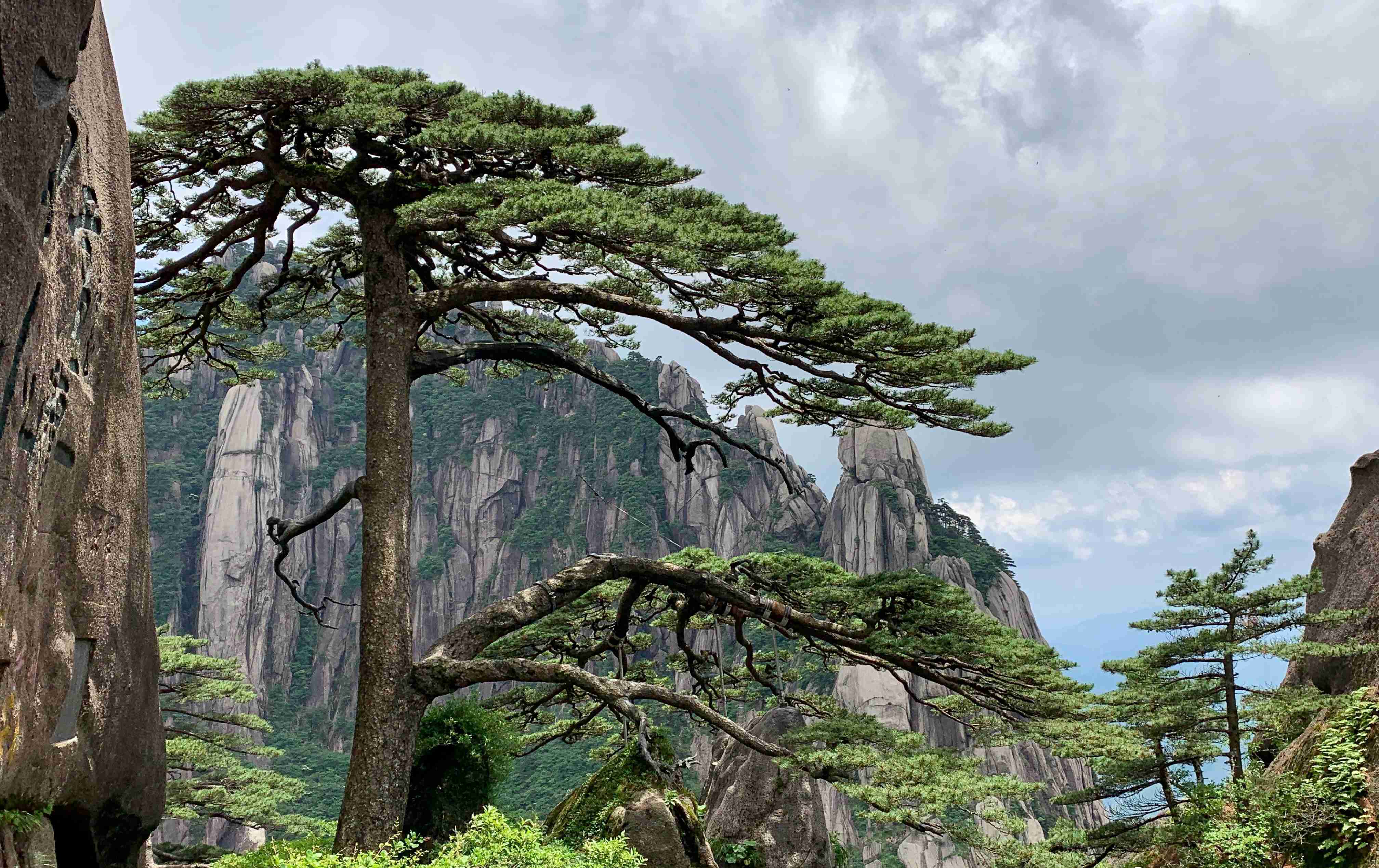 {賭馬}(安徽黄山旅游攻略)